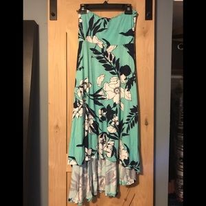 Strapless long back summer dress